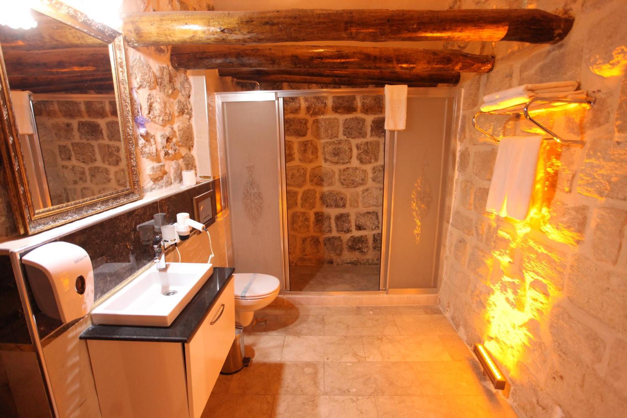 Tughan Hotel Mardin Ngoại thất bức ảnh